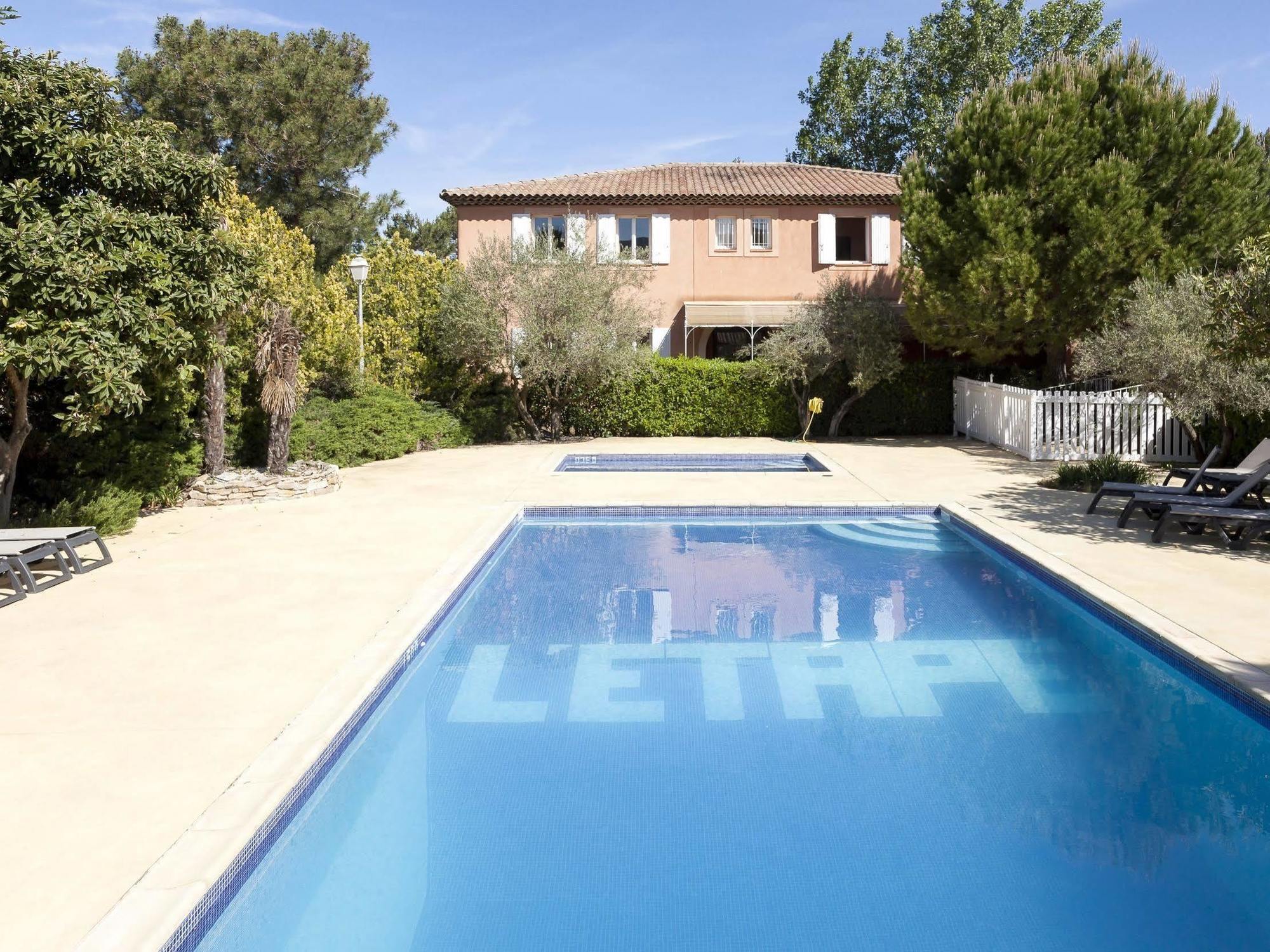 Logis Hotel & Restaurant L'Etape Bouc Bel Air - Gardanne Exteriör bild